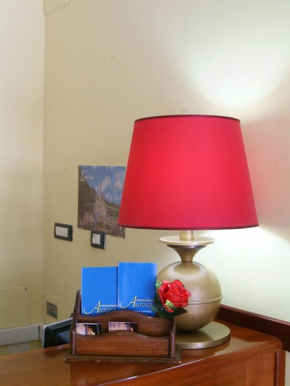 Hotel Aurora Scauri  Eksteriør billede