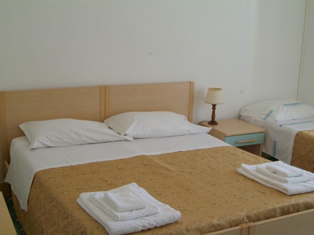 Hotel Aurora Scauri  Eksteriør billede